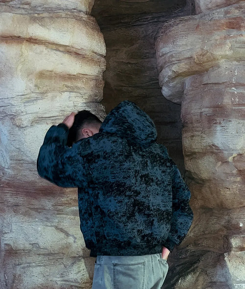 GHOST BLACK ZIP-UP JACKET